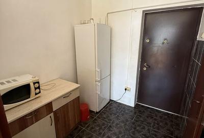 Apartament decomandat în Tractorul - 8