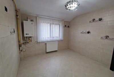 Apartament cu 2 camere decomandat, mobilat în Burdujeni - 4
