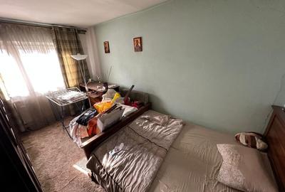 Apartament cu 3 camere semidecomandat în Girocului - 12