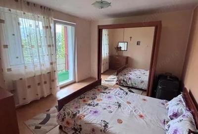 Casă cu Teren 1153 Mp în Solca - 9