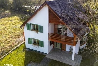 Casă cu 3 camere cu Teren 1017 Mp în Corunca - 3