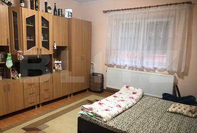 Casă cu 5 camere cu Teren 250 Mp în Central - 15