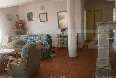 Casă cu 4 camere cu Teren 2000 Mp în Viișoara - 2