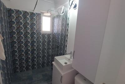 Apartament cu 2 camere semidecomandat, mobilat în Far - 19