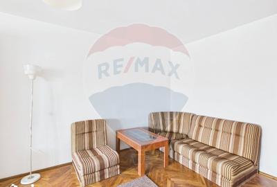 Apartament cu 3 camere, mobilat în Central - 12