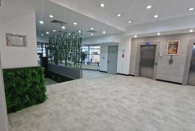 Birou, de 260 mp, în Romană - 2