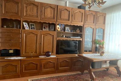 Apartament cu 3 camere decomandat în Caracal - 8