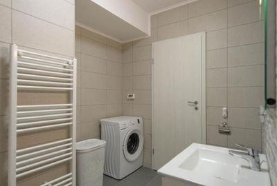 Apartament cu 2 camere decomandat în Palazu Mare - 3