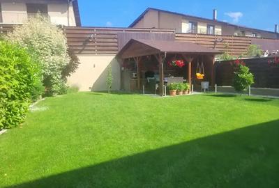 Casă cu 4 camere cu Teren 452 Mp în Mărăști - 2