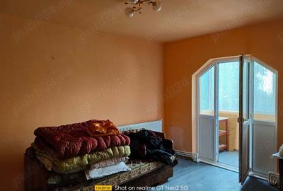 Vand apartament 2 camere - 2