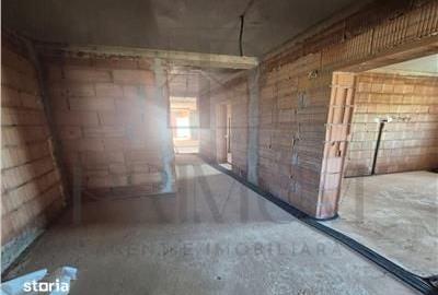 Casă cu 4 camere cu Teren 300 Mp în Central - 6