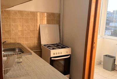 Apartament cu 1 camera, decomandat, zona Podu Ros - 7
