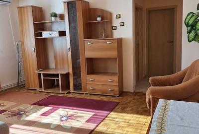 Apartament 3 camere, decomandat, 60MP, zona Horea - 1