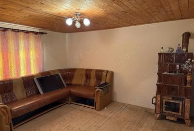 Casă cu 3 camere în Plopu - 8