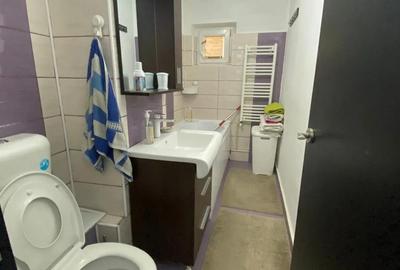 Inchiriez ap 3 camere cu centrala la pre? inghetat - 7