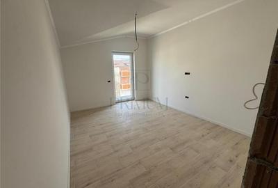 GIROC - 4 CAM - 2 BAI - LOC PARCARE - INCALZIRE IN PARDOSEALA - BLOC NOU - 7