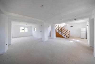 Oportunitate excepțională - Pensiune in curs de finalizare la intrarea in Bran - 7