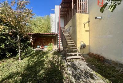 Casă individuală cu 7 camere cu Canalizare în Girocului - 26