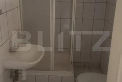 Casă cu 3 camere cu Teren 1000 Mp în Central - 4