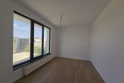 Vila individuala - 5 camere -3 bai -spatii de depozitare - 400mp teren-pod-beci - 10