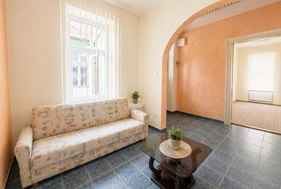 Apartament cu 4 camere în Central - 8