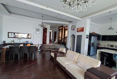 Casă cu 8 camere cu Teren 1000 Mp în Balotești - 6