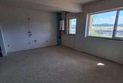 Apartament cu 3 camere decomandat în Baciu - 5