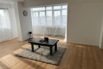 Garsonieră 41mp  renovată instalatii metrou piața Veteranilor călduroasă iarna - 1