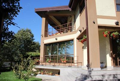 Casă cu 6 camere în Aluniș - 3