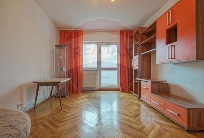 Apartament de 3 camere, Astra