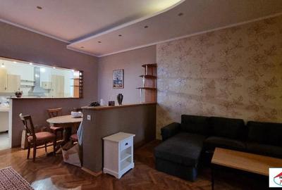 Apartament cu 3 camere în Central - 2