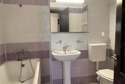 Apartament cu 2 camere decomandat în Găvana