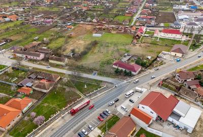 Teren + casa cu potential in centrul loc. Galsa, fs- 30m - 10