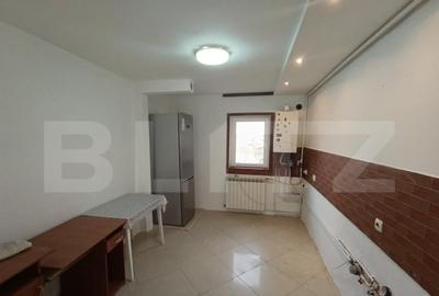 Apartament spa?ios - 4 camere, 2 bai, 2 balcoane, loc de - 5