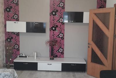 APARTAMENT CU 2 CAMERE SEMIDECOMANDAT ZONA CINA - 1