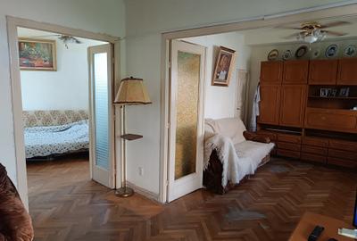 Apartament cu 3 camere semidecomandat, mobilat în Dacia - 10