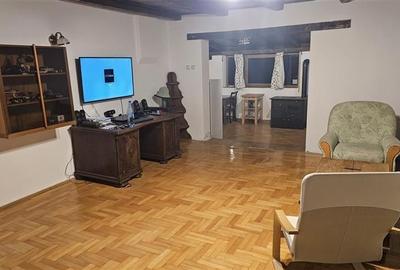 Pet friendly! Casa singura in curte, cu gradina, Sanpetru, Brasov Pet friendly! Casa singura in curte, cu gradina, Sanpetru, Brasov - 6