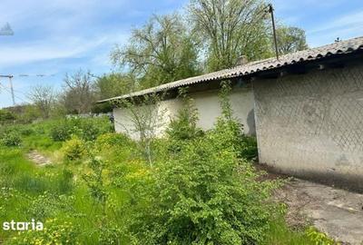 Teren de 1456 mp, în Central - 3