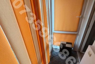 Apartament cu 3 camere semidecomandat în Girocului - 2