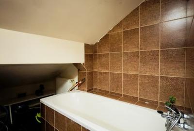 Garsonieră decomandată, mobilată în Fabric - 5