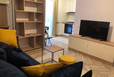 Apartament cu 2 camere semidecomandat, mobilat în 13 Septembrie