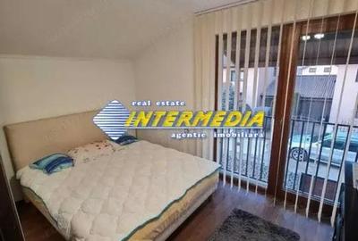 Casă cu 4 camere cu Teren 215 Mp în Central