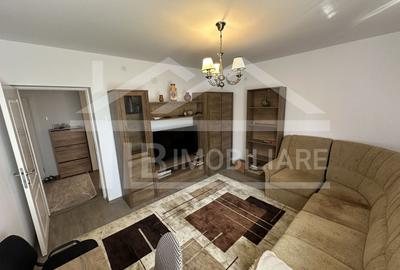 Apartament cu 3 camere semidecomandat în 7 Noiembrie - 4