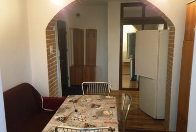 2 camere Teilor , Decomandat / Centrală , Amplasament DEOSEBIT - 5