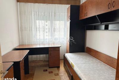 Apartament cu 3 camere decomandat în Decebal - 17