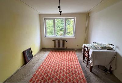Apartament cu 2 camere decomandat în Independenței - 2