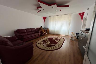 Casă cu 6 camere cu Teren 300 Mp în Central - 3