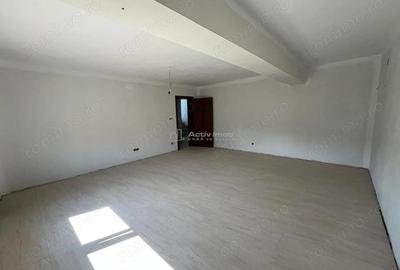 Caransebes, Casa 7 Camere + Teren 600 Mp., Zona Pipirig - 3