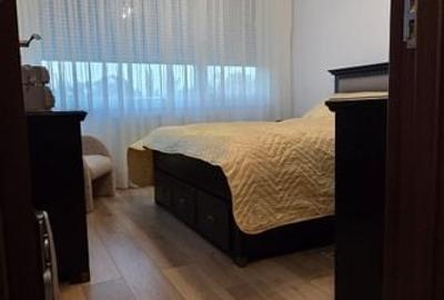 Apartament 3 camere, renovat - 67 mp - Tiglina 3 , scoala nr. 11 - 9