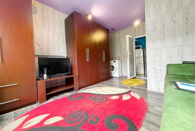 Garsonieră decomandată, mobilată în Buziașului